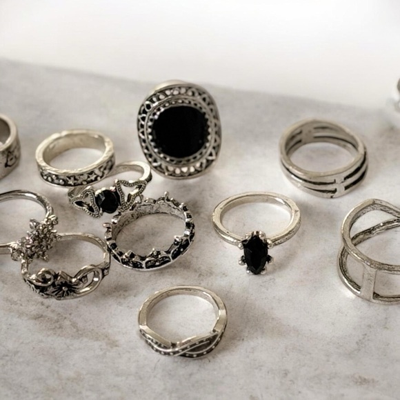 NWOT Statement Ring Lover’s Dream Lot – 70+ Rings - Picture 3 of 5